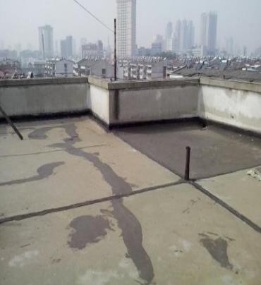 乌达漏水维修 楼顶漏水是什么原因，楼顶漏水维修方法是什么?